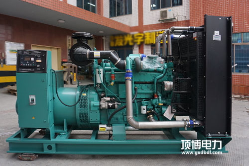 采購柴油發(fā)電機(jī)組選哪個(gè)品牌好？玉柴or濰柴，康明斯or上柴？