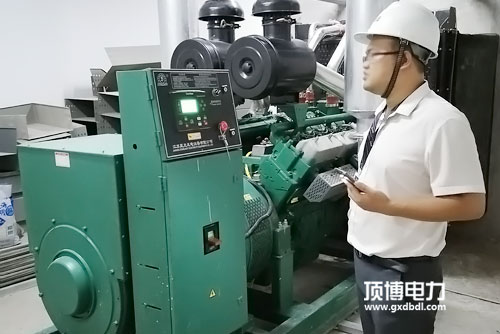 你不知的柴油發(fā)電機組使用油門誤區(qū)，大還是??？