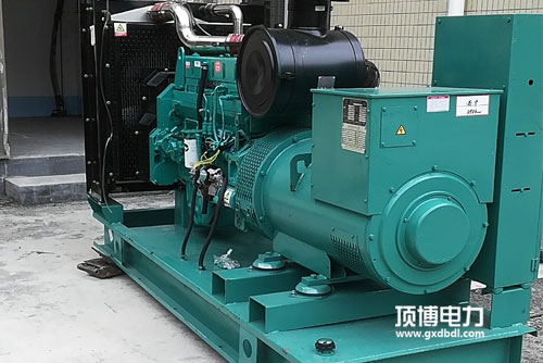 潤(rùn)滑油可以混淆使用嗎，柴油機(jī)用的與汽油機(jī)有什么不同？