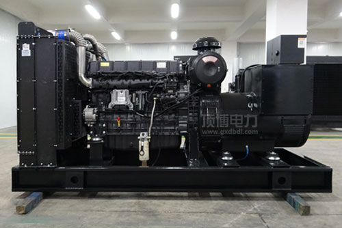 柴油發(fā)電機(jī)組150KW多少錢一臺(tái)?選用什么品牌發(fā)動(dòng)機(jī)？