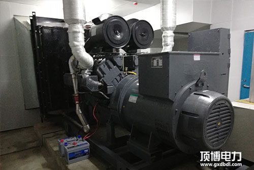 眼花繚亂！應(yīng)急備用柴油發(fā)電機(jī)組可以分為哪些類型？