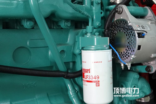 一臺75kW柴油發(fā)電機(jī)組，更換新起動機(jī)后，不工作原因可能在這